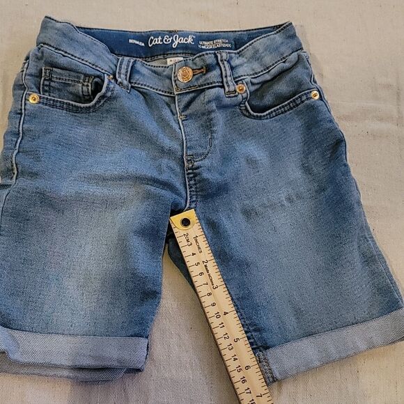 Rolled legs are stiched.  - Picture 6 of 9